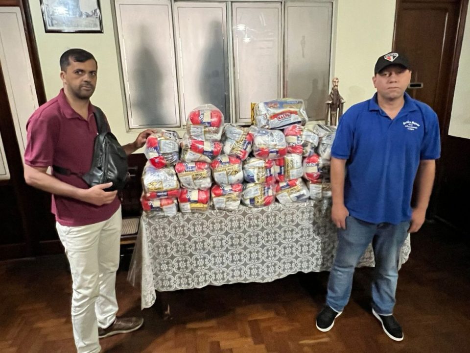 Sindcont-SP arrecada R$ 1.000 em campanha “PIX Solidário” e doa 25 cestas básicas à Paróquia Santa Ifigênia